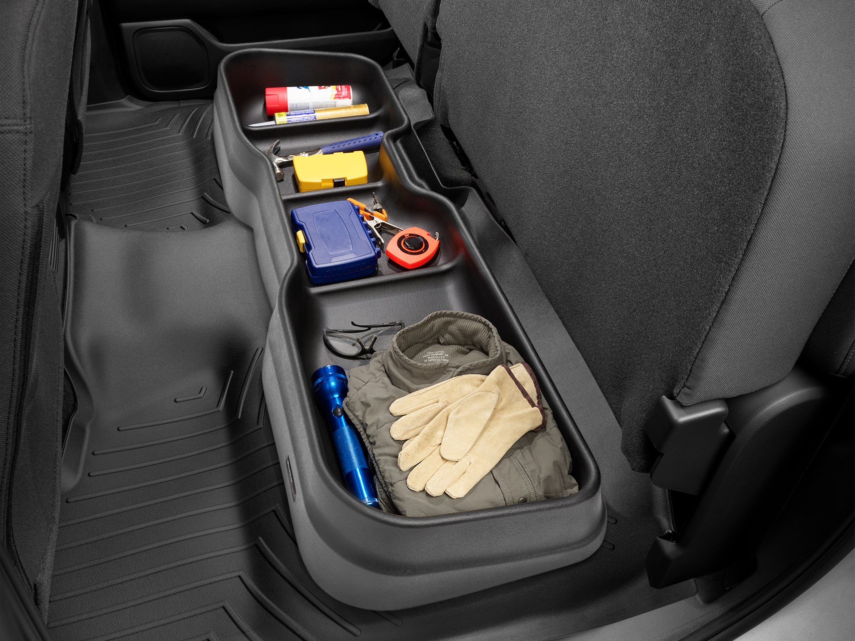 CHEV_Silverado_UnderSeat_Storage_4S002_props.jpg