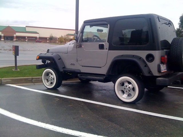 jeep-tiny-tires.jpg