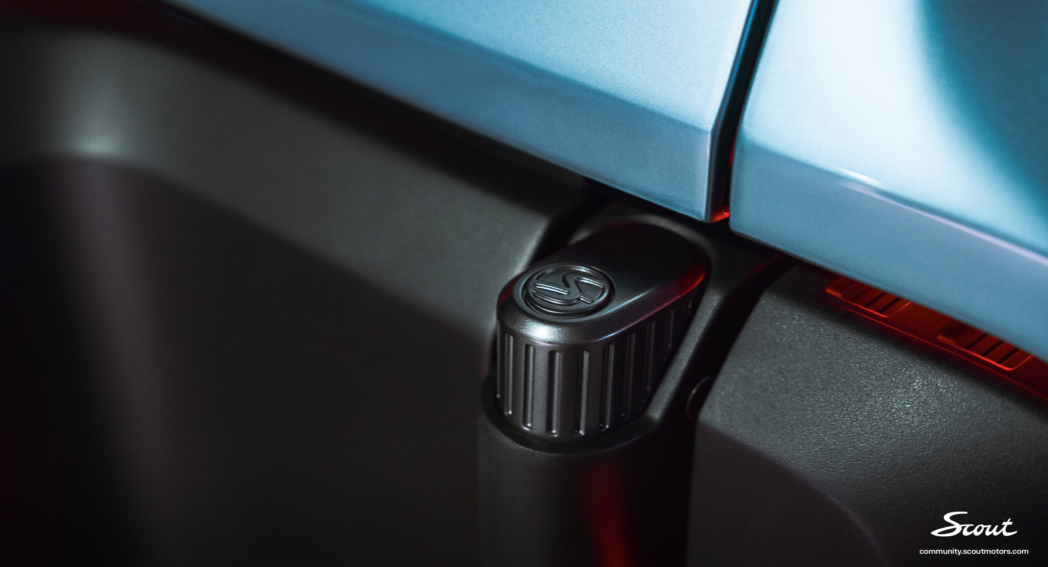 scout-traveler-blue-detail-1.jpg