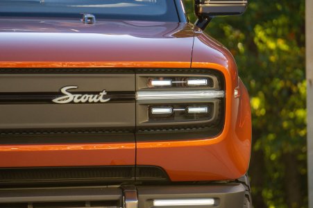 Headlight closeup.jpg