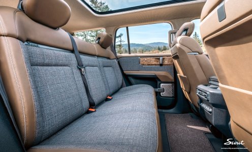 mountainside-traveler-interior2.jpg