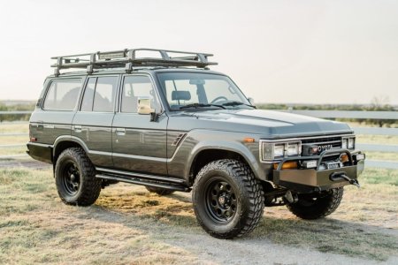 1990_toyota_land_cruiser_fj62_1602023147615e37bb94bLand-Cruiser-85-scaled-1.jpg