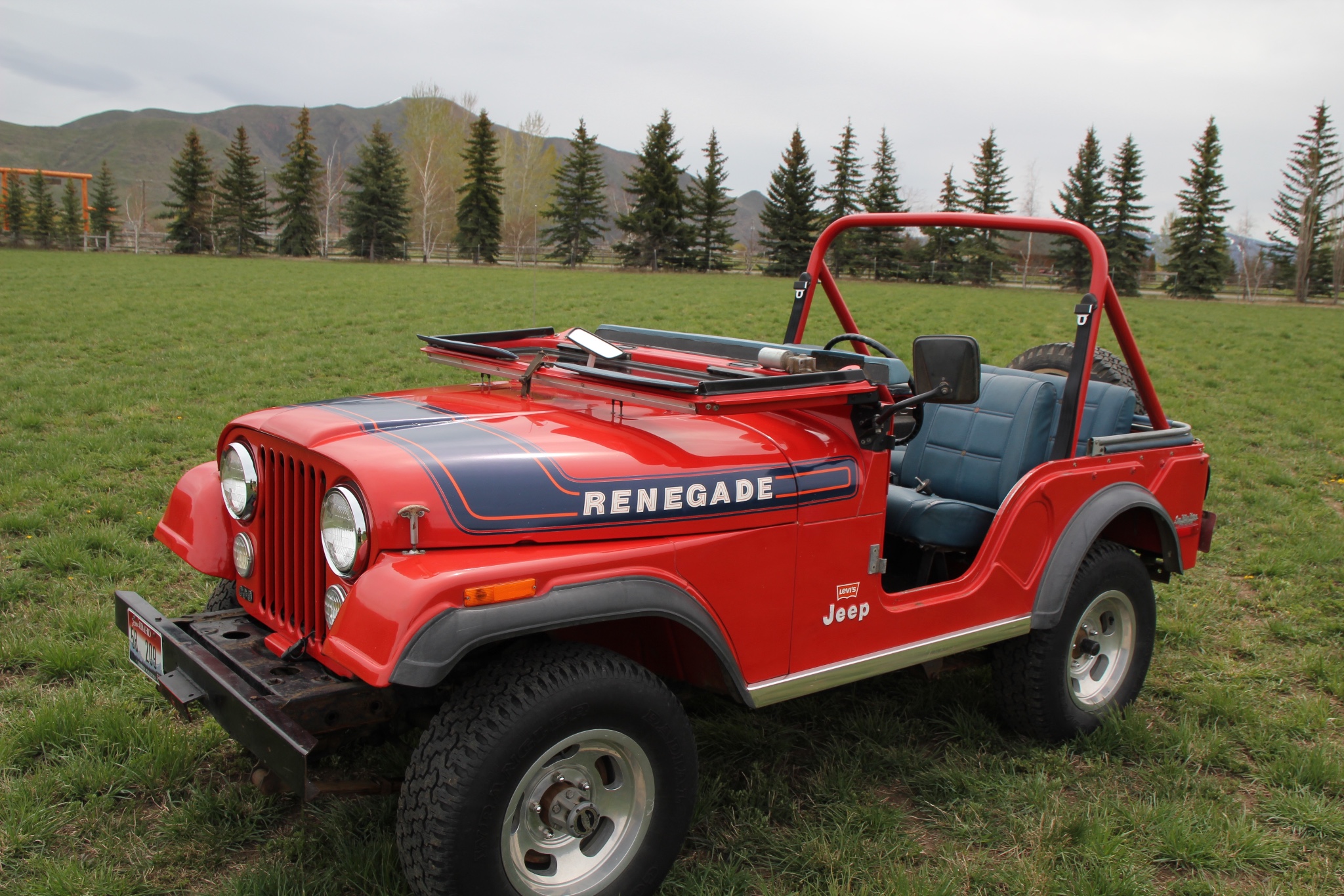 bringatrailer.com