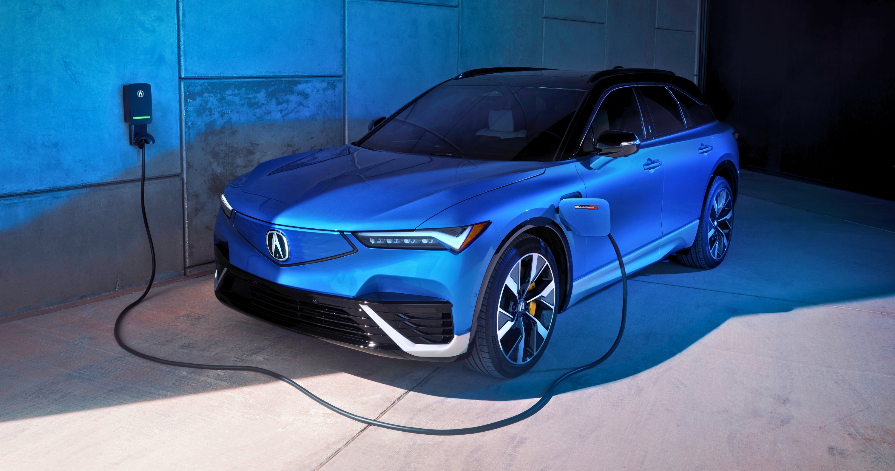 www.autonews.com